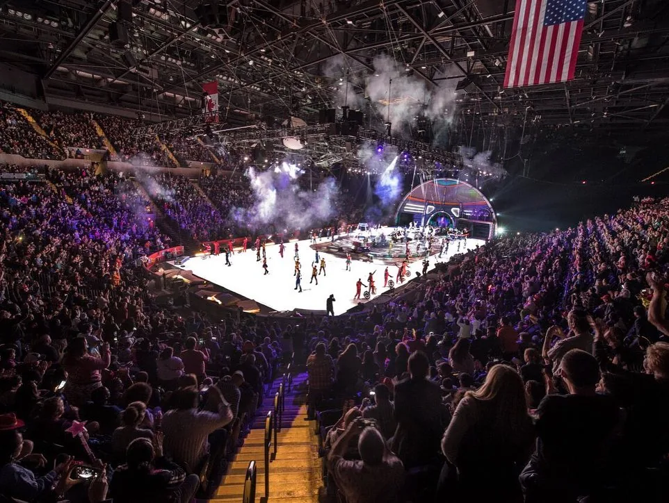 Victor Rossi avec Ringling Brothers 2015 - Performance de clown